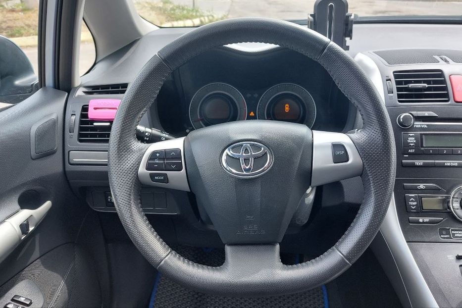 Продам Toyota Auris 2011 года в Николаеве