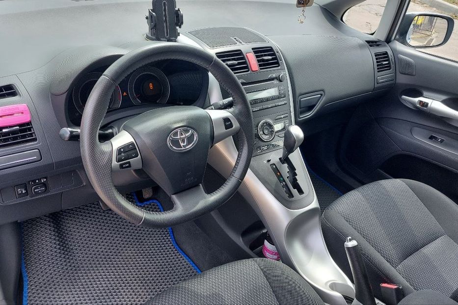 Продам Toyota Auris 2011 года в Николаеве