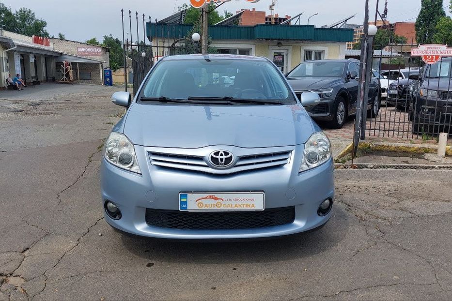 Продам Toyota Auris 2011 года в Николаеве