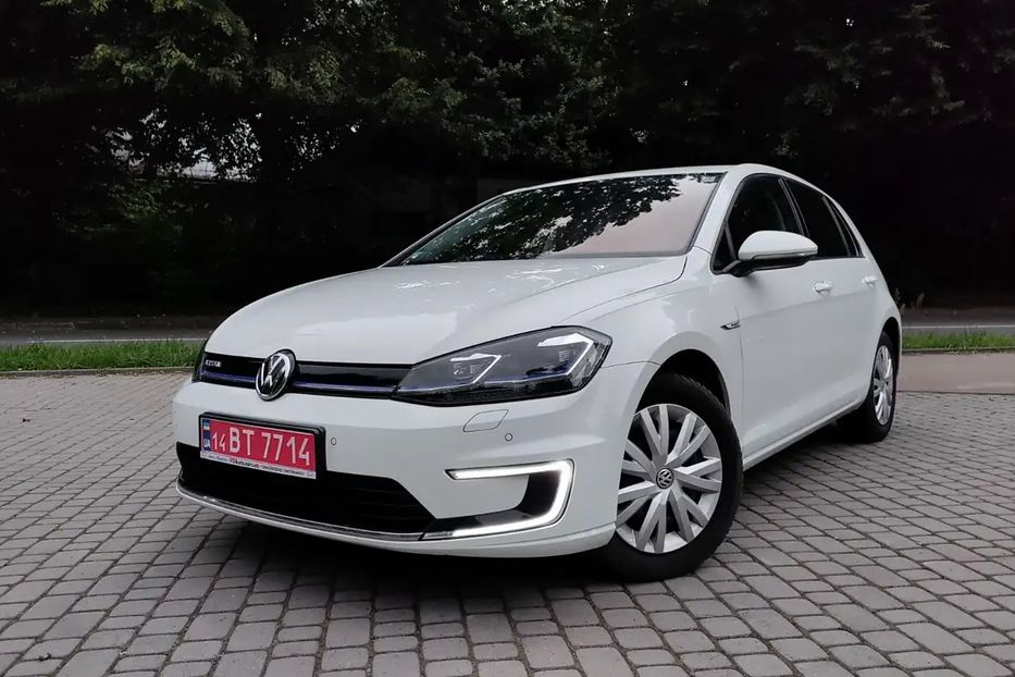 Продам Volkswagen e-Golf E-Golf 100kW  36kw bat 2017 года в Львове