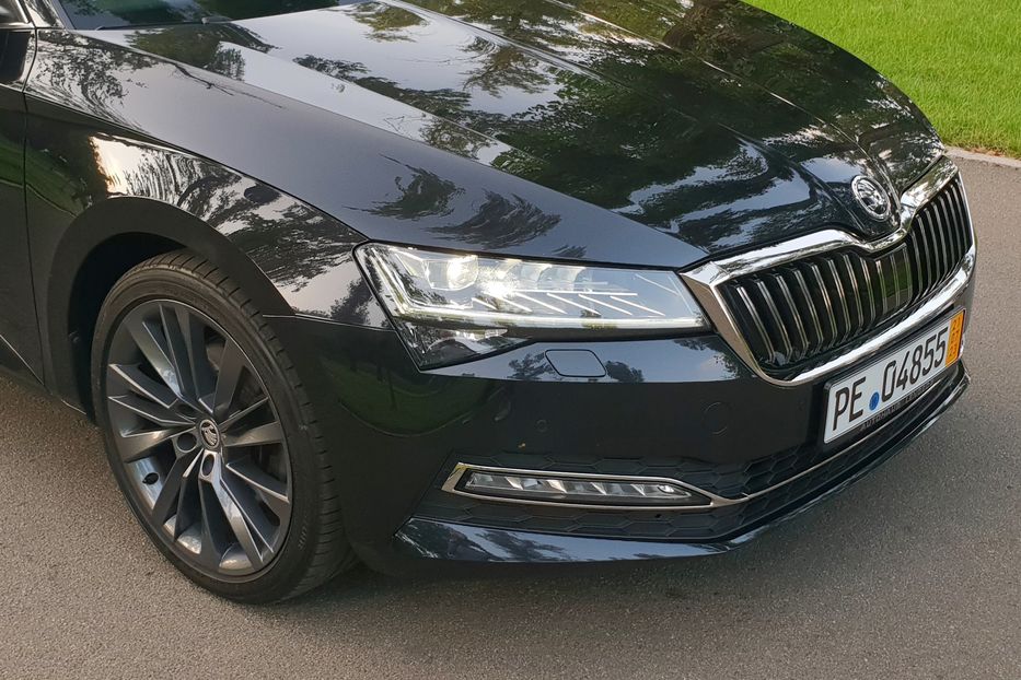 Продам Skoda Superb Premium Edition 2020 года в Киеве