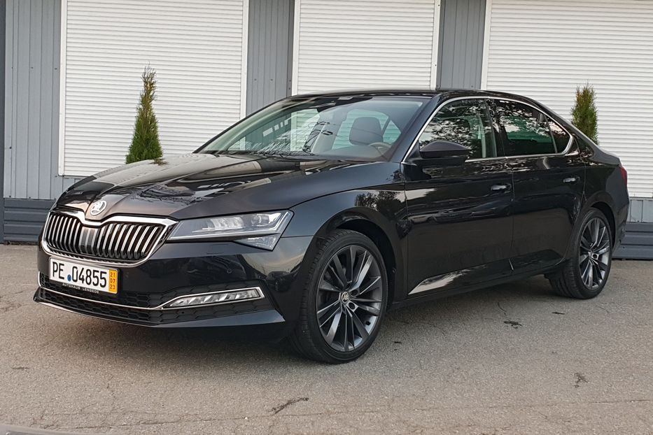 Продам Skoda Superb Premium Edition 2020 года в Киеве