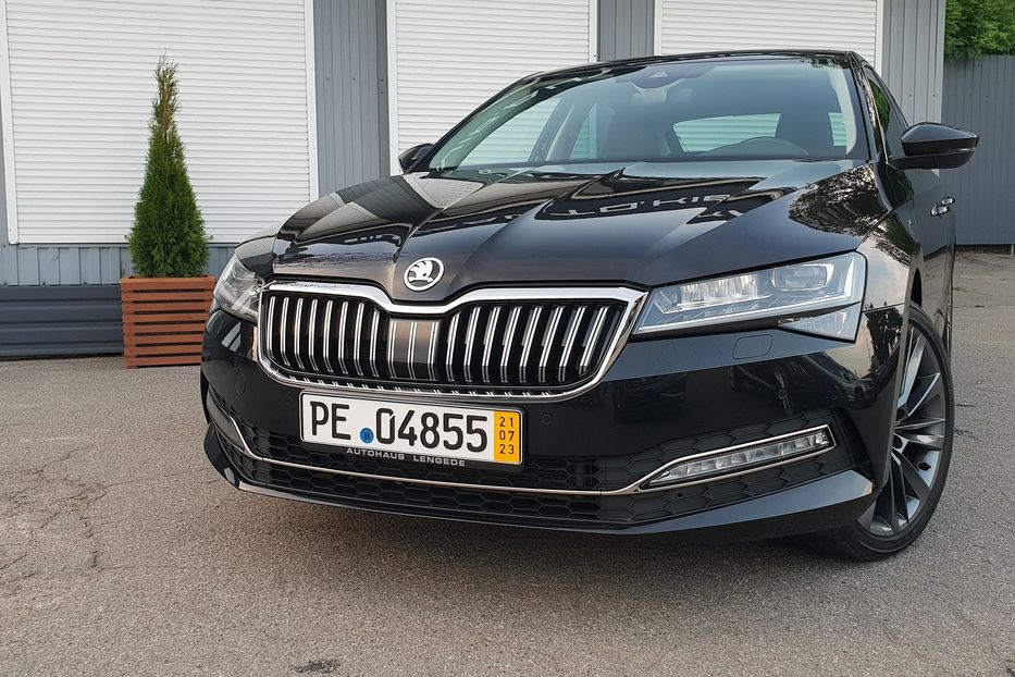 Продам Skoda Superb Premium Edition 2020 года в Киеве