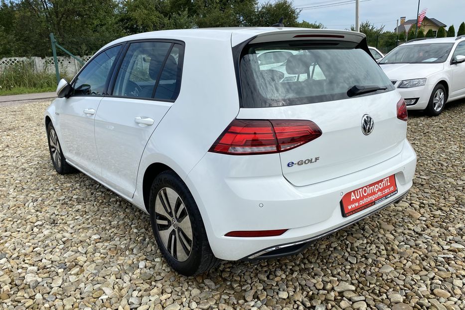 Продам Volkswagen e-Golf 35.8 kWh 100 кВт/136 к.с. 2019 года в Львове