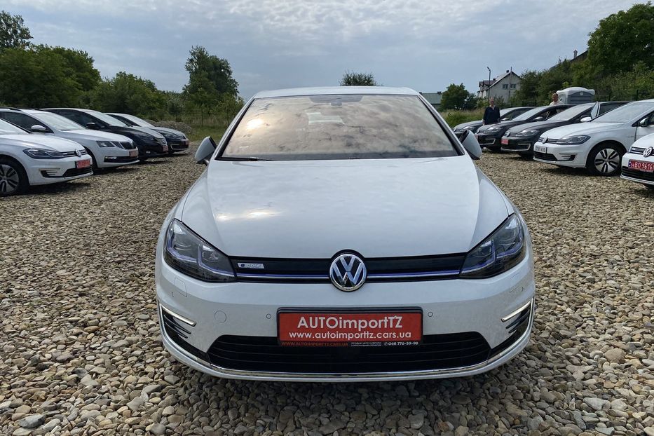 Продам Volkswagen e-Golf 35.8 kWh 100 кВт/136 к.с. 2019 года в Львове