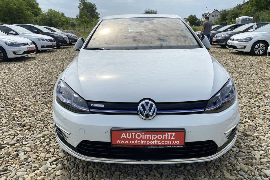 Продам Volkswagen e-Golf 35.8 kWh 100 кВт/136 к.с. 2019 года в Львове