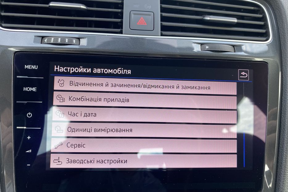 Продам Volkswagen e-Golf 35.8 kWh 100 кВт/136 к.с. 2019 года в Львове