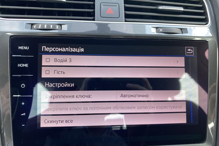 Продам Volkswagen e-Golf 35.8 kWh 100 кВт/136 к.с. 2019 года в Львове