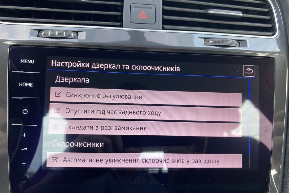 Продам Volkswagen e-Golf 35.8 kWh 100 кВт/136 к.с. 2019 года в Львове