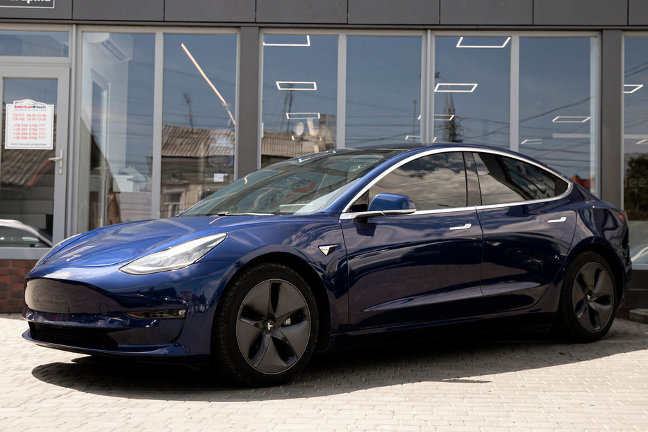 Продам Tesla Model 3 Long Range 2020 года в Черновцах