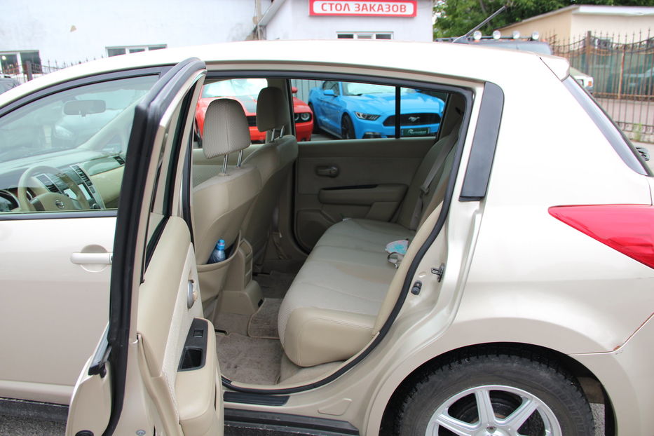Продам Nissan TIIDA 2011 года в Одессе