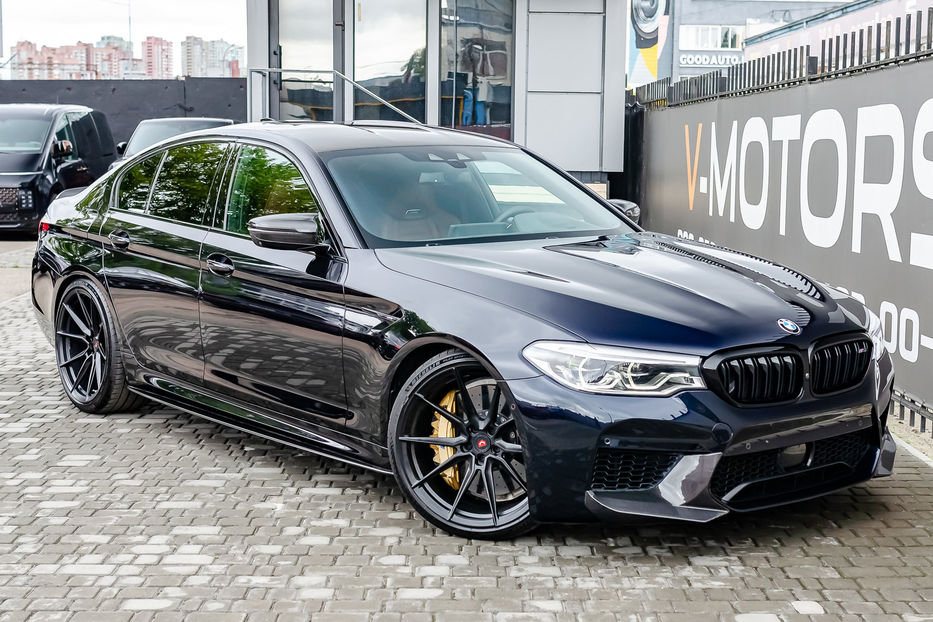 Продам BMW M5 Individual 2018 года в Киеве