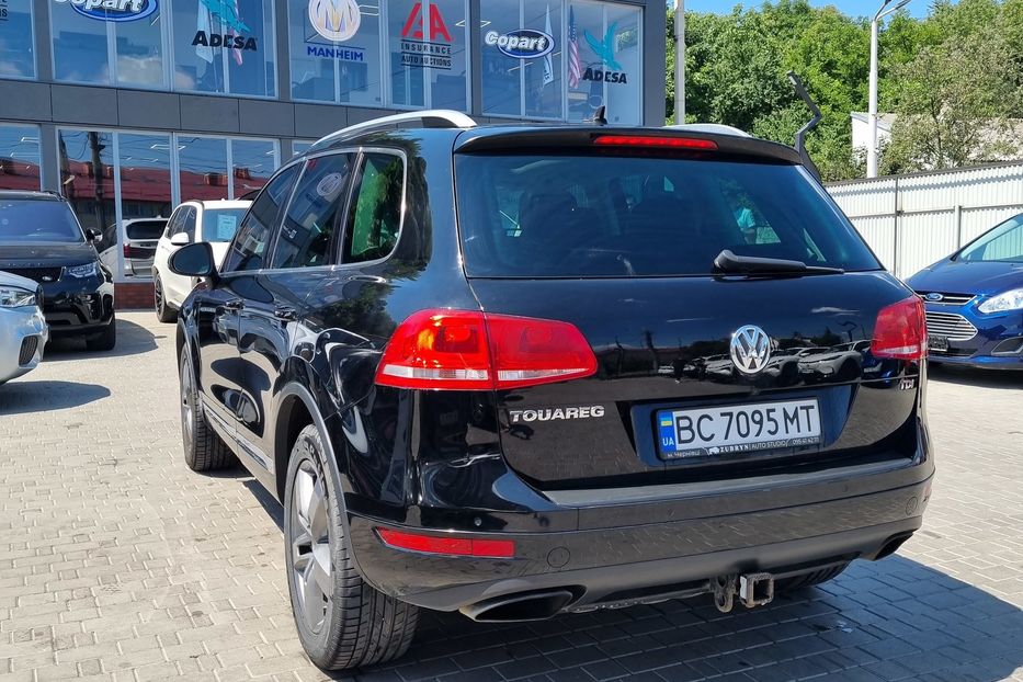 Продам Volkswagen Touareg 2013 года в Черновцах