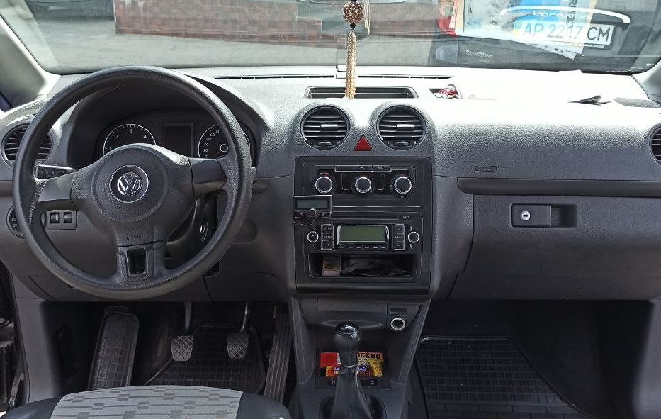 Продам Volkswagen Caddy пасс. 2011 года в Черновцах