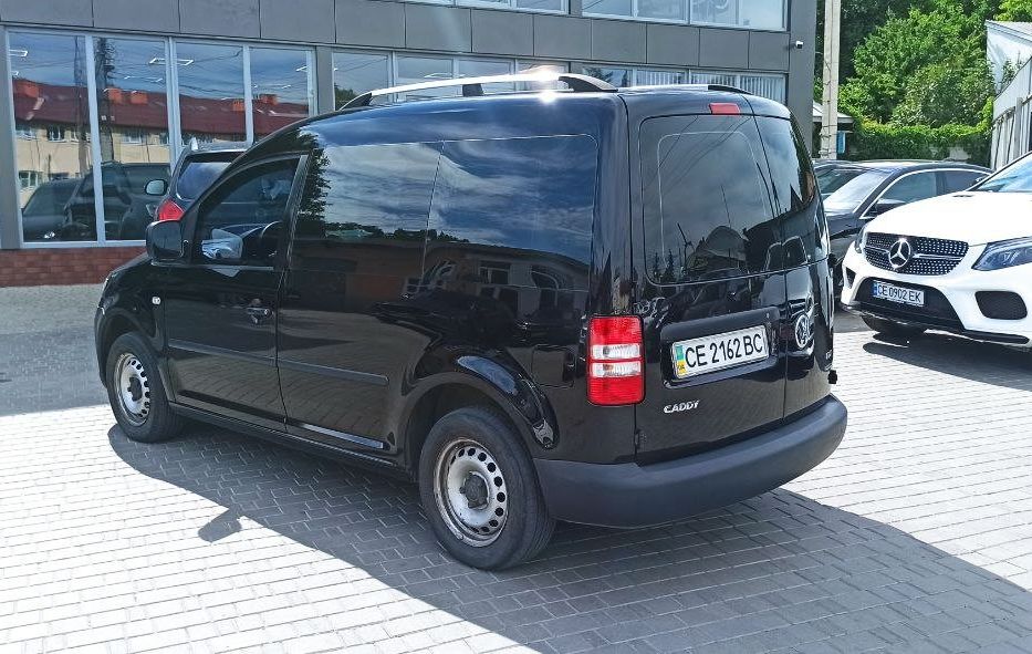 Продам Volkswagen Caddy пасс. 2011 года в Черновцах