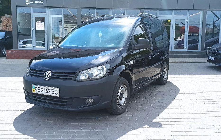 Продам Volkswagen Caddy пасс. 2011 года в Черновцах