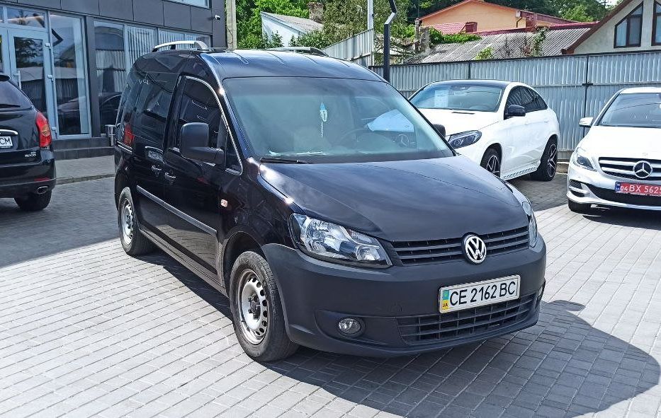 Продам Volkswagen Caddy пасс. 2011 года в Черновцах