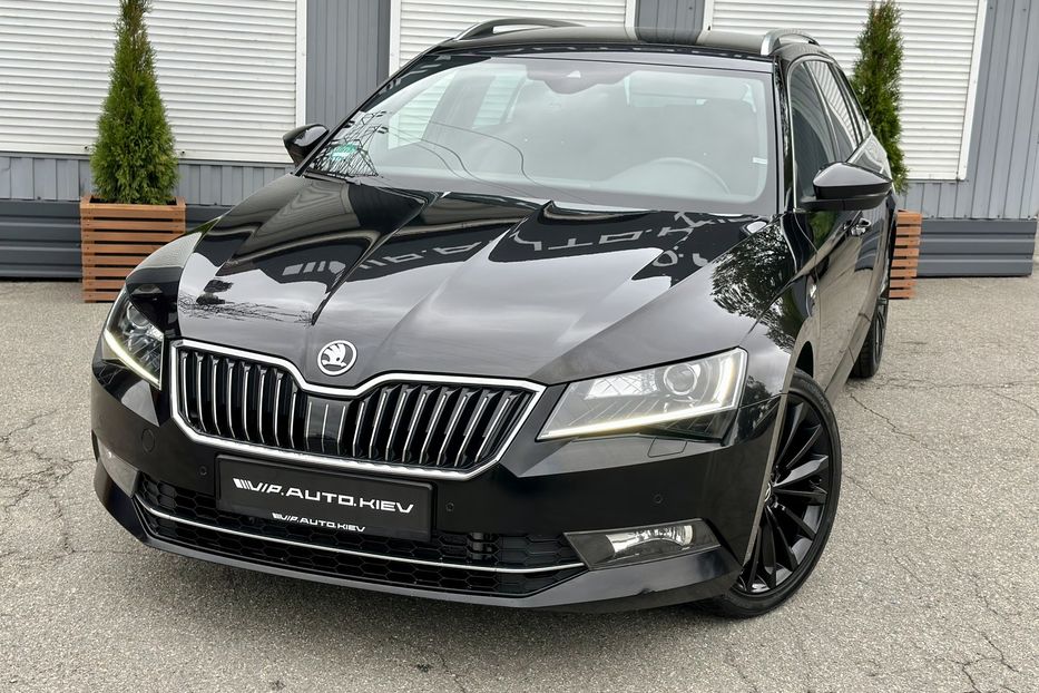 Продам Skoda Superb L&K 4x4 2019 года в Киеве