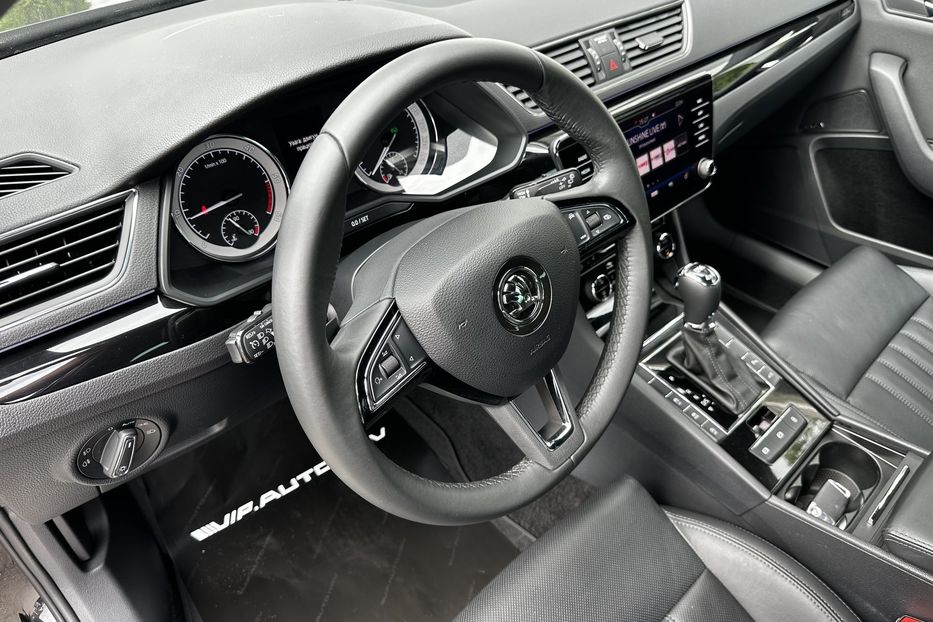 Продам Skoda Superb L&K 4x4 2019 года в Киеве