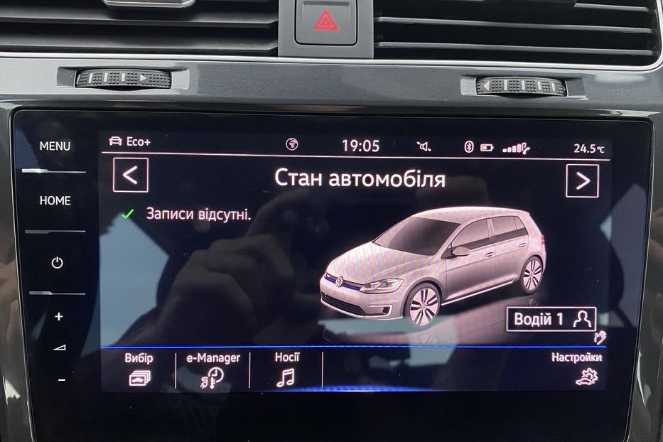 Продам Volkswagen e-Golf 35.8 kWh 100 кВт/136 к.с. 2020 года в Львове