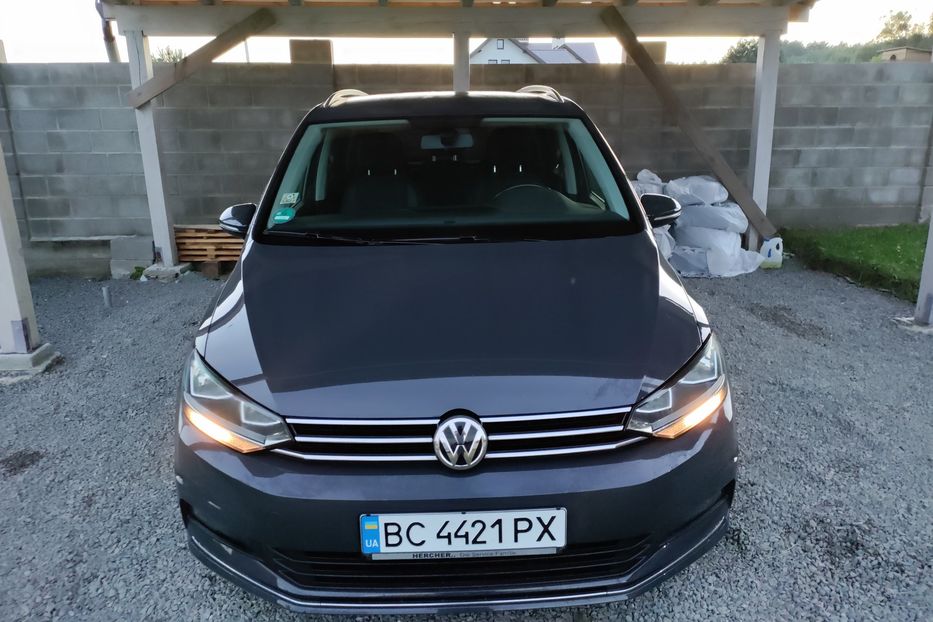 Продам Volkswagen Touran BEZ PIDKRASIV 2018 года в Львове