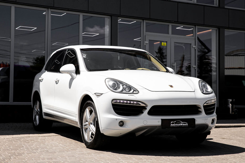 Продам Porsche Cayenne S Hybrid 2012 года в Черновцах