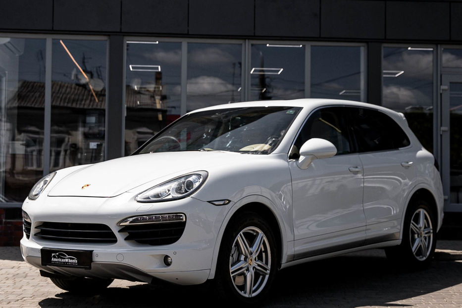 Продам Porsche Cayenne S Hybrid 2012 года в Черновцах