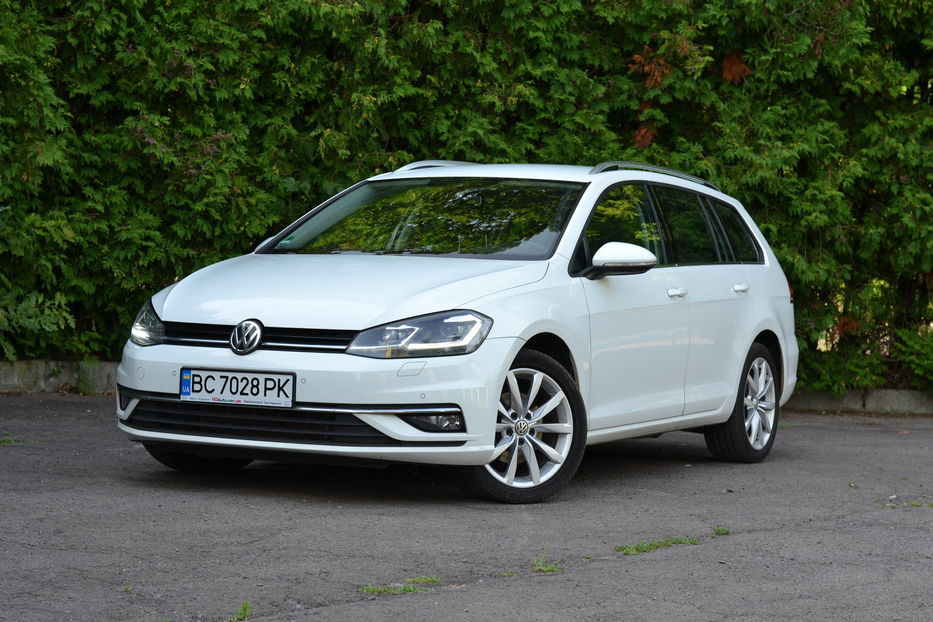 Продам Volkswagen Golf VII Automat 2.0 High Line 2020 года в Львове