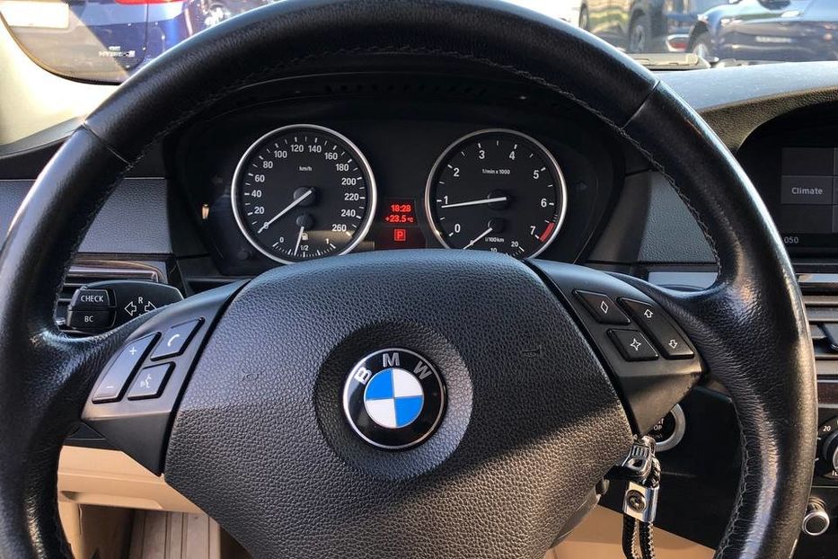 Продам BMW 520 2008 года в Черновцах