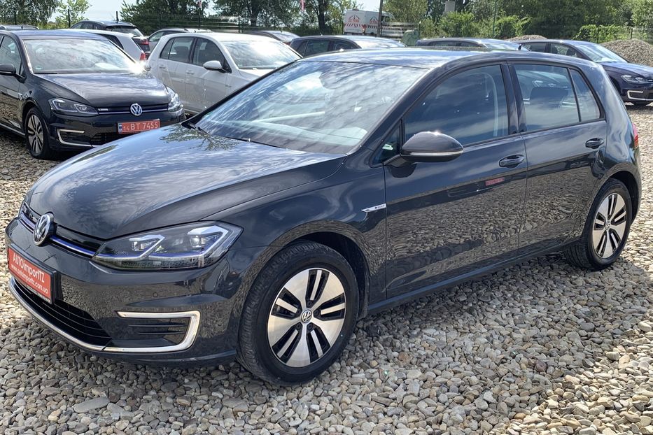 Продам Volkswagen e-Golf 35.8 kWh 100 кВт/136 к.с. 2020 года в Львове