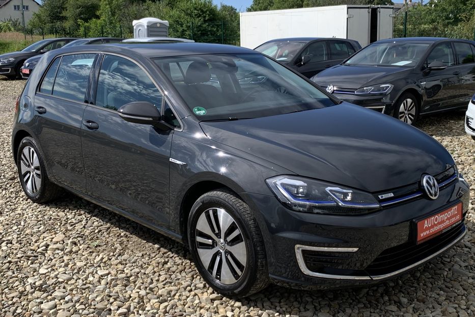 Продам Volkswagen e-Golf 35.8 kWh 100 кВт/136 к.с. 2020 года в Львове