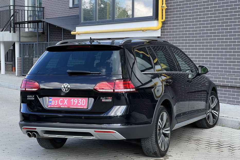 Продам Volkswagen Golf VII Alltrack 2.0 135 kw DYNAUDIO  2018 года в Львове