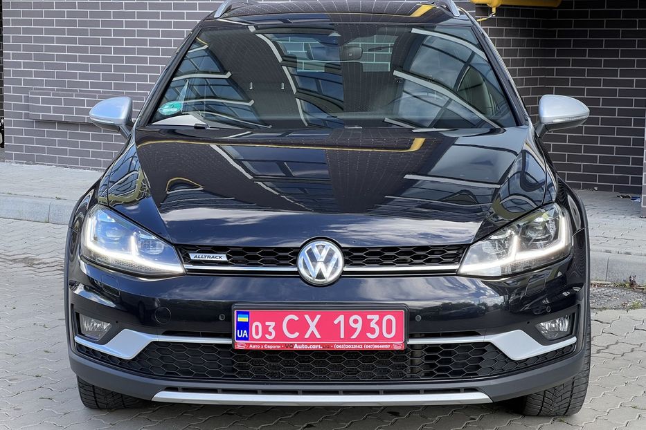 Продам Volkswagen Golf VII Alltrack 2.0 135 kw DYNAUDIO  2018 года в Львове