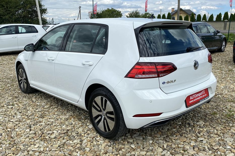 Продам Volkswagen e-Golf 35.8 kWh 100 кВт/136 к.с. 2020 года в Львове