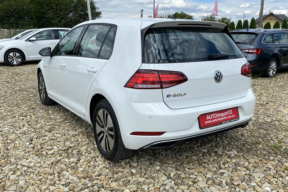 Продам Volkswagen e-Golf 35.8 kWh 100 кВт/136 к.с. 2020 года в Львове