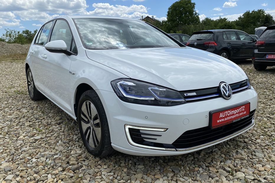 Продам Volkswagen e-Golf 35.8 kWh 100 кВт/136 к.с. 2020 года в Львове