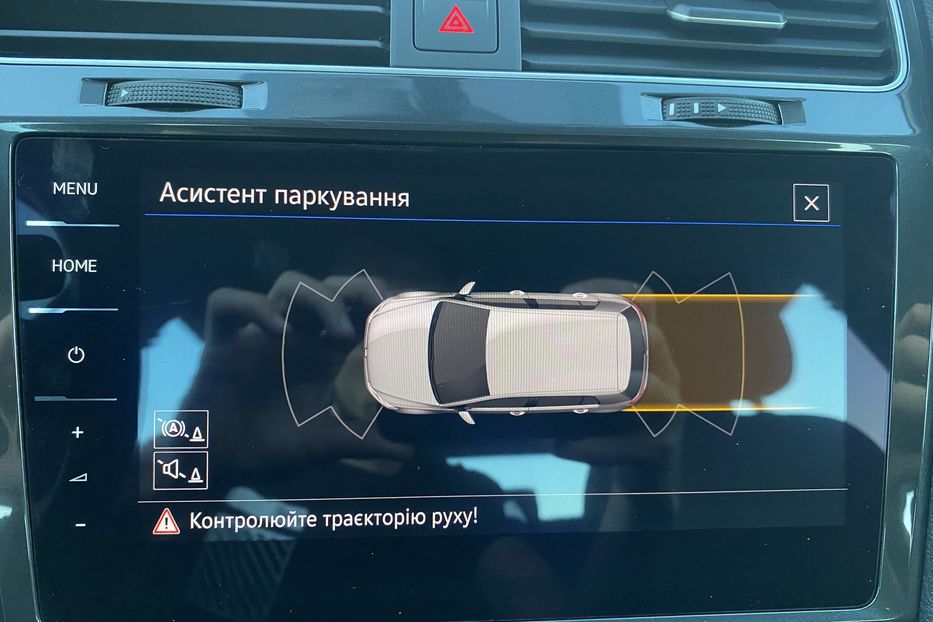 Продам Volkswagen e-Golf 35.8 kWh 100 кВт/136 к.с. 2020 года в Львове