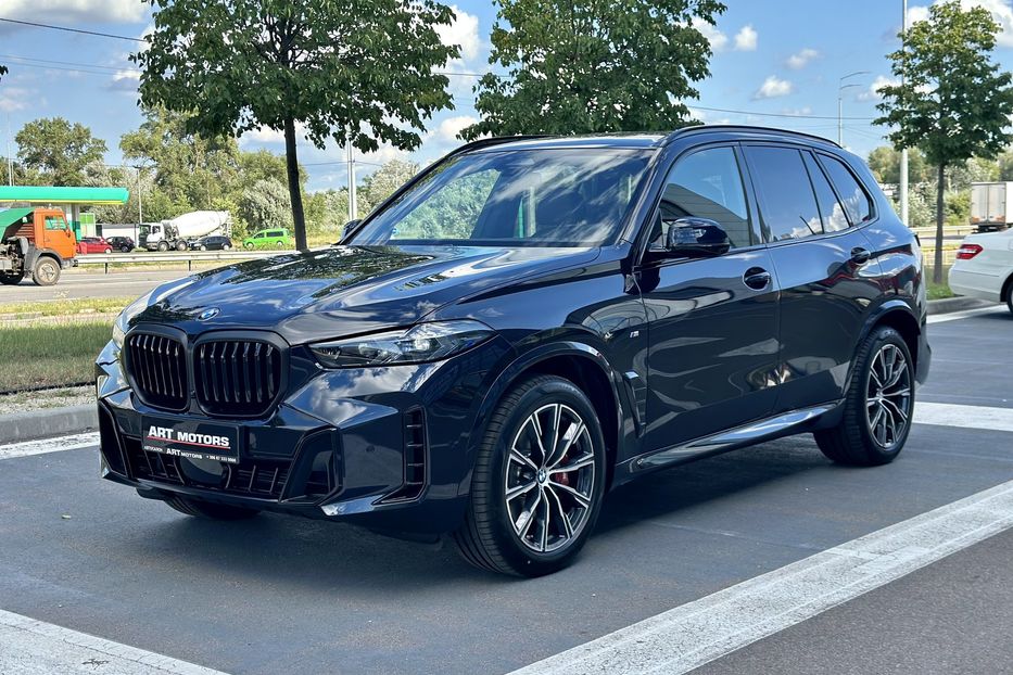 Продам BMW X5 М 2023 года в Киеве