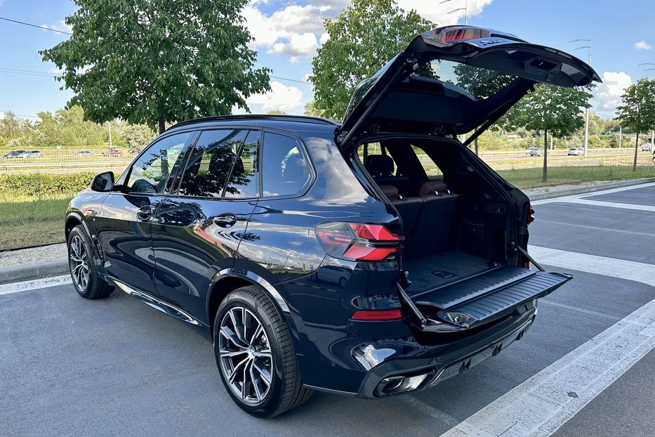 Продам BMW X5 М 2023 года в Киеве