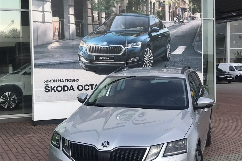 Продам Skoda Octavia A7 2.0 automat Ful led 2019 года в Львове