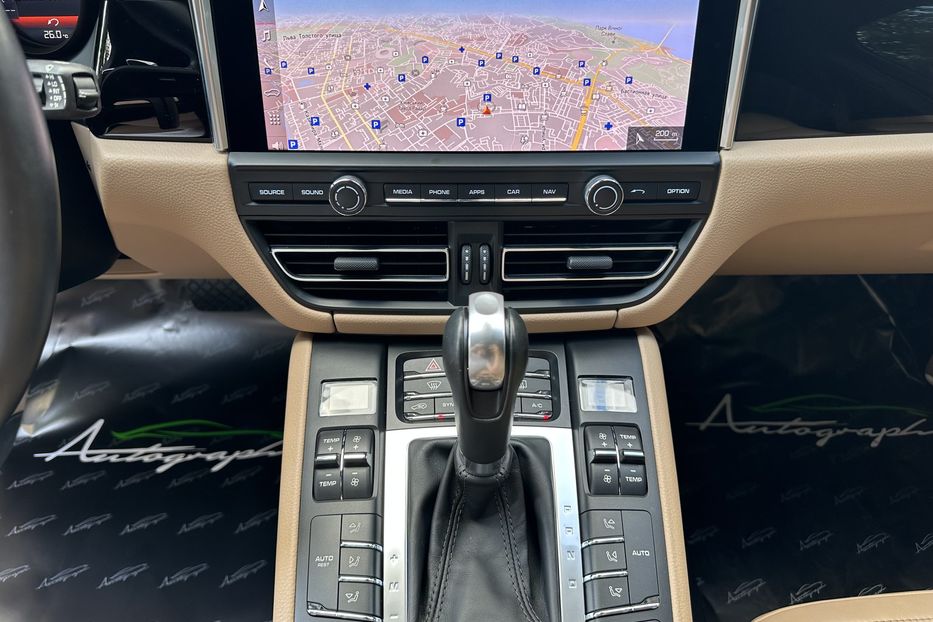 Продам Porsche Macan 2019 года в Киеве