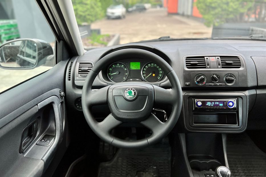 Продам Skoda Fabia Facelift 2010 года в Луцке