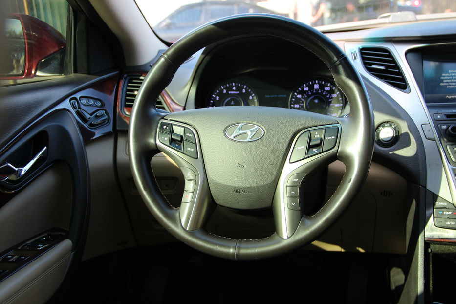 Продам Hyundai Azera Limited 2014 года в Одессе