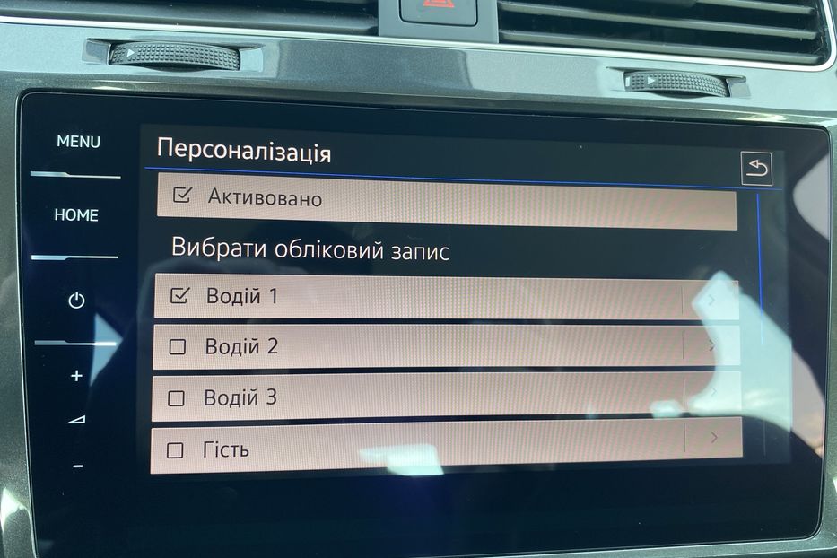 Продам Volkswagen e-Golf 35.8 kWh 100 кВт/136 к.с. 2018 года в Львове