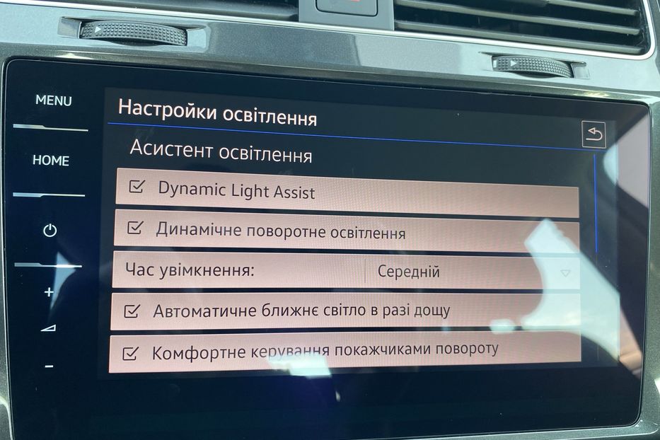 Продам Volkswagen e-Golf 35.8 kWh 100 кВт/136 к.с. 2018 года в Львове