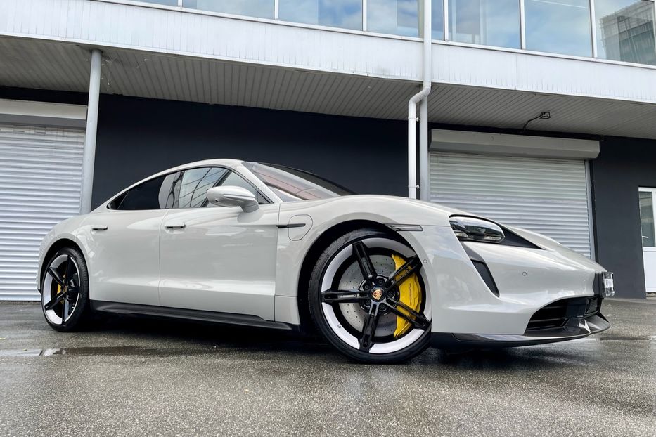 Продам Porsche Taycan Turbo S  2021 года в Киеве