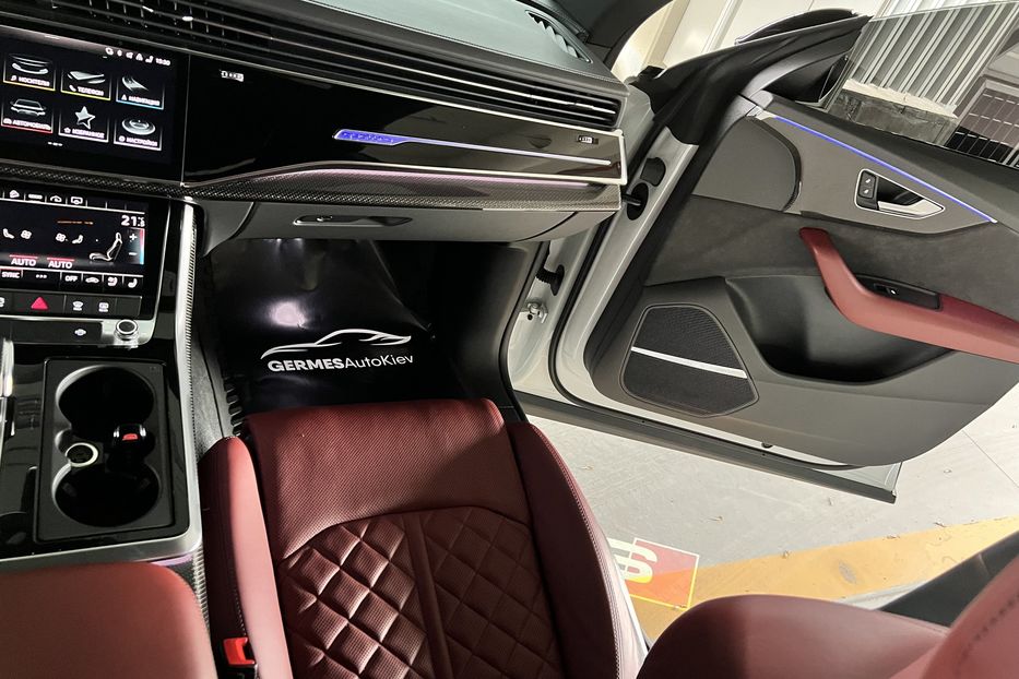 Продам Audi Q8 4.0 TFSI Tiptronic 2020 года в Киеве