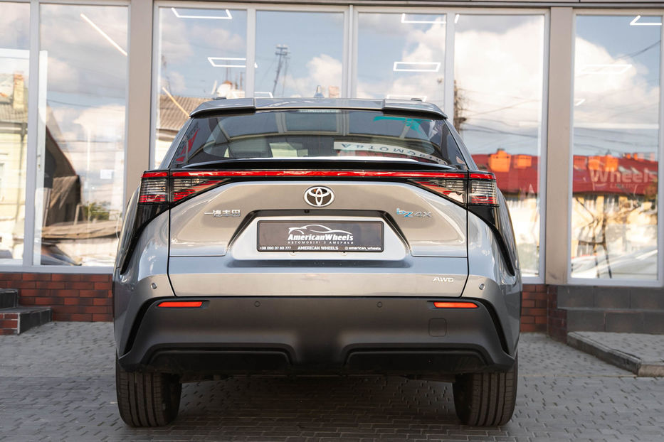 Продам Toyota Rav 4 Bz4x 2022 года в Черновцах