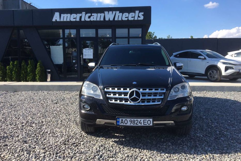 Продам Mercedes-Benz ML-Class Sport 2009 года в Черновцах