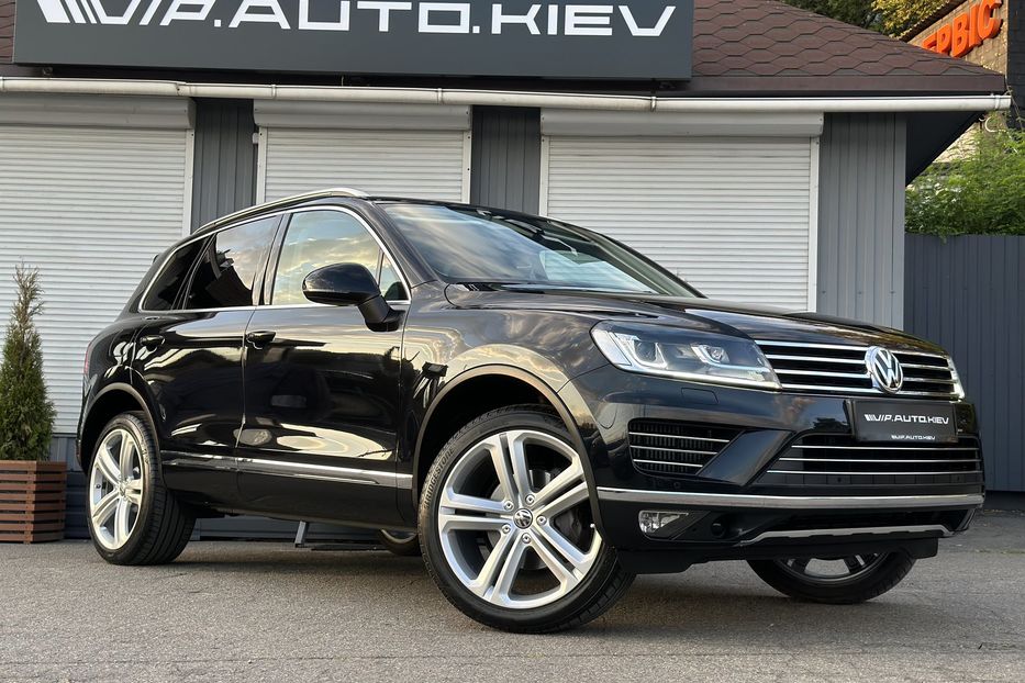 Продам Volkswagen Touareg R Line 2017 года в Киеве